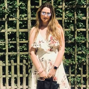 Meet your Posher, Ashley